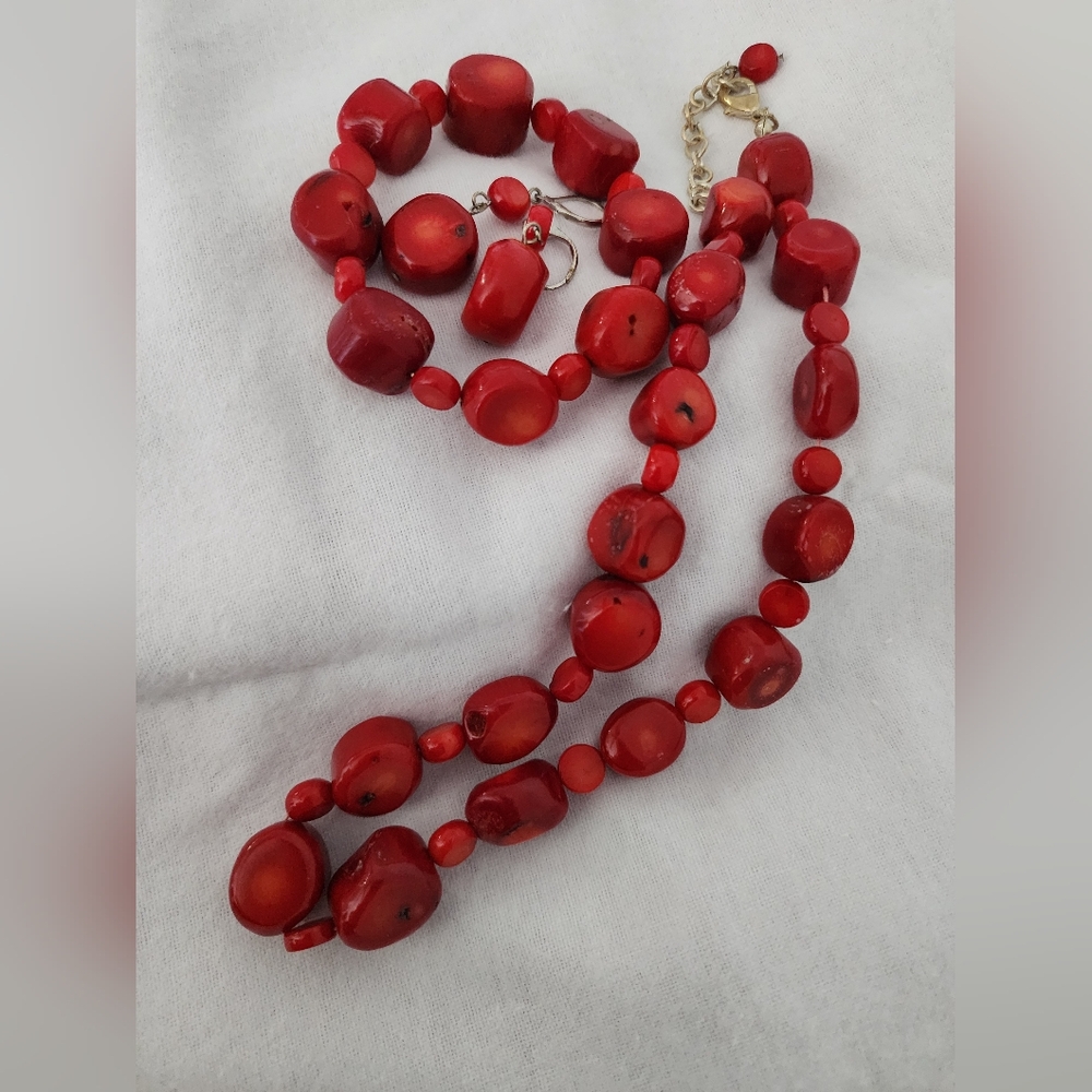 Vintage Red Coral Beaded Necklace,earrings And Braclet - Picture 2 of 4